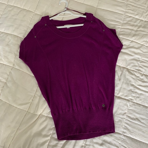 Calvin Klein - Picture 2 of 6